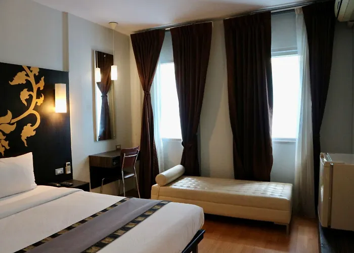 Hotel Swana 3*